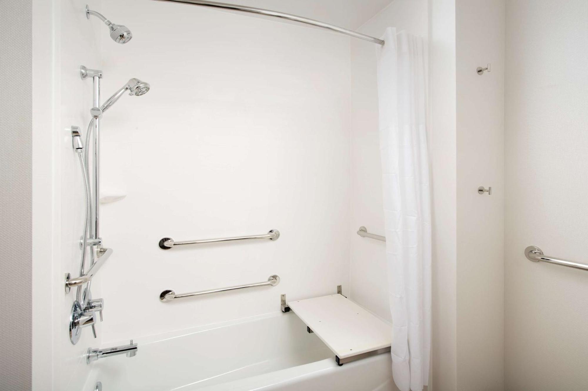 Hampton Inn & Suites San Antonio Lackland Afb Seaworld Екстер'єр фото