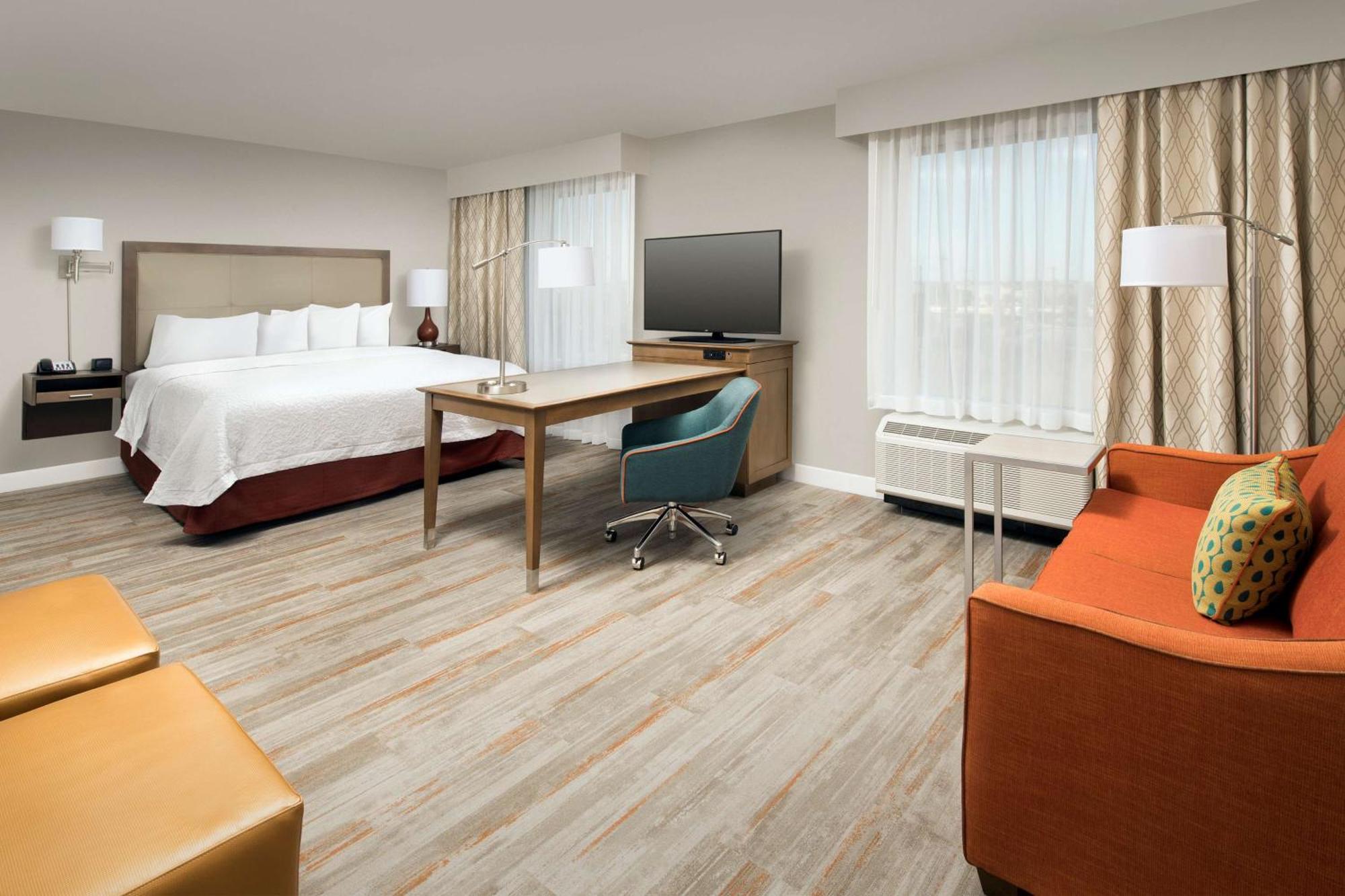 Hampton Inn & Suites San Antonio Lackland Afb Seaworld Екстер'єр фото