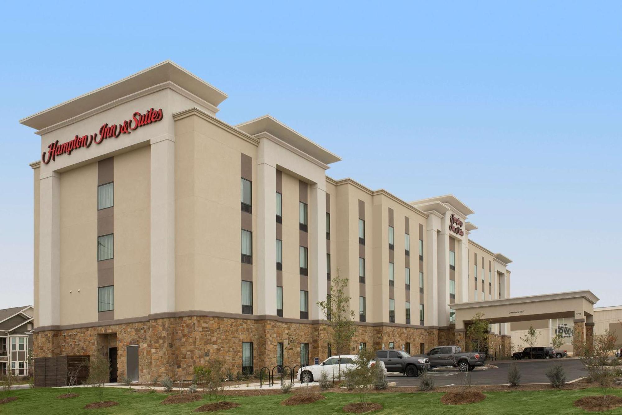 Hampton Inn & Suites San Antonio Lackland Afb Seaworld Екстер'єр фото